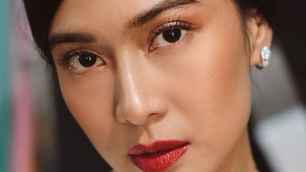 Makeup Dian Sastro