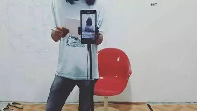 8 Potret Cara Nyeleneh Orang Gunakan Kamera Ponsel Ini Kreatif