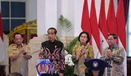 Menkeu Sri Mulyani Dampingi Presiden Jokowi Serahkan Daftar DIPA & TKD APBN 2024 Secara Digital/Istimewa.
