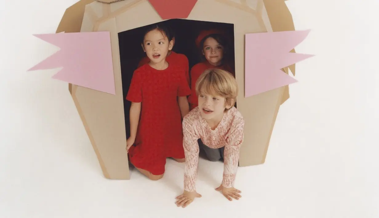 Koleksi ini tersedia khusus di Asia mulai tanggal 20 Desember 2021 dan telah tersedia di seluruh dunia sejak tanggal 5 Januari 2022. Foto: Document/Dior.