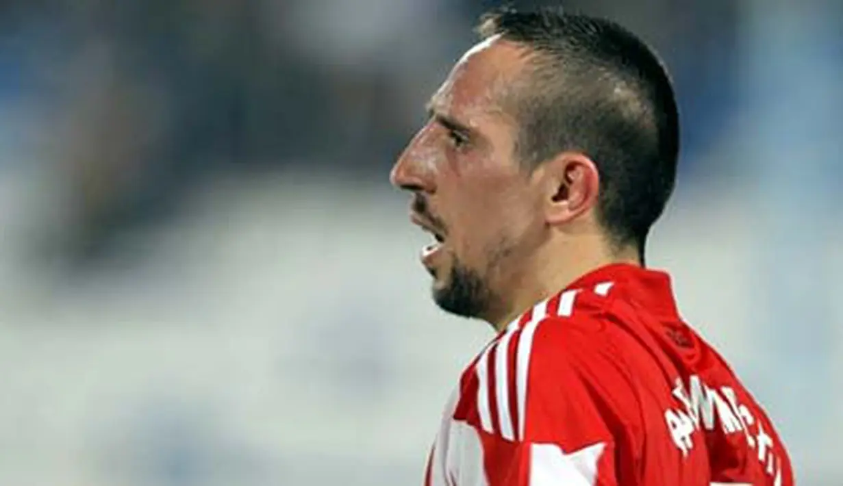 Ekspresi winger Bayern Muenchen asal Prancis Franck Ribery dalam laga persahabatan melawan Al-Wakra di Al-Khor Club Stadium, Doha, 8 Januari 2011. AFP PHOTO / STR 
