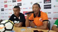 Pelatih Perseru, I Putu Gede merasa timnya pincang saat menghadapi PSMS (Liputan6.com/Reza Efendi)