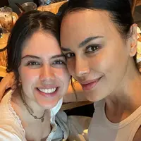 Sophia Latjuba baru saja melepas salah satu anaknya untuk merantau ke luar negeri. [@sophia_latjuba88]