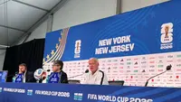Foto Eksklusif: Ragam Ekspresi Didier Deschamps dan N’Golo Kante saat Konferensi Pers Jelang Hadapi Senegal di Piala Dunia 2026