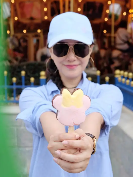 (Instagram/yuanitachrist)