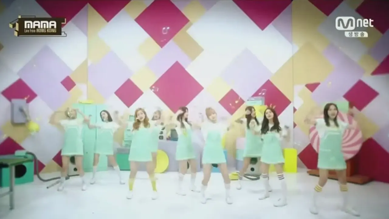 Twice dan I.O.I