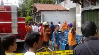 Gudang Sembako Isi LPG di Menteng Terbakar, 27 Damkar Dikerahkan
