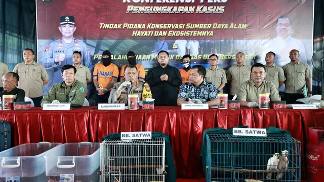 Polda Jatim mengamankan pelaku perdagangan satwa ilegal. (Istimewa)