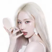 Intip rekomendasi produk yang bisa bikin makeup glowing ala Winter aespa (espoir)