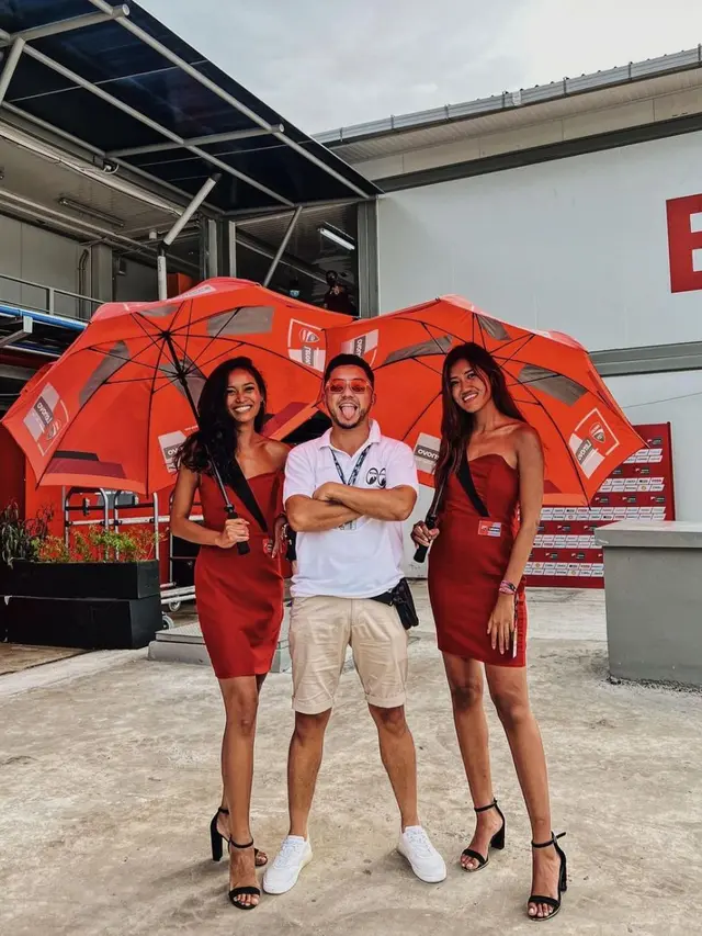 Potret 7 Artis Nonton Langsung MotoGP Mandalika 2022, Anak Eko Patrio Curi Perhatian