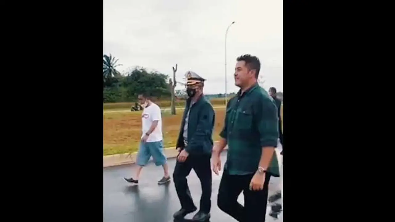 Rifat Sungkar dan Kombes Pol Purnomo Yogo meninjau lokasi sirkuit BSD (Rifato)