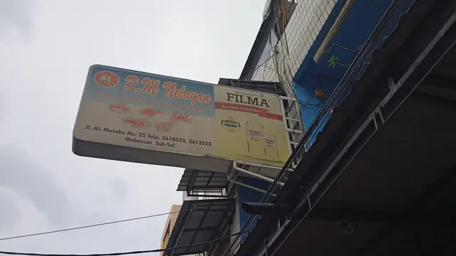 Rumah makan langganan Gubernur Sulsel Nurdin Abdullah yang ditangkap oleh KPK. (Foto: Liputan6.com/Fauzan)
