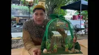 Bukan Makanan, Isi Hampers Lebaran Irfan Hakim Disebut Unik dan Bikin Kagum. foto: TikTok @75irfanhakim