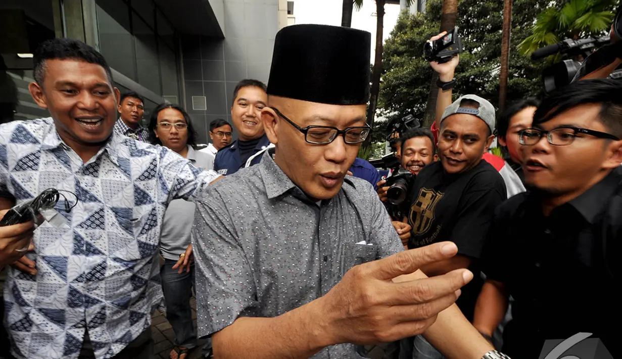 Tri Yulianto memenuhi panggilan KPK, Jakarta, Selasa (16/12/2014). (Liputan6.com/Miftahul Hayat)