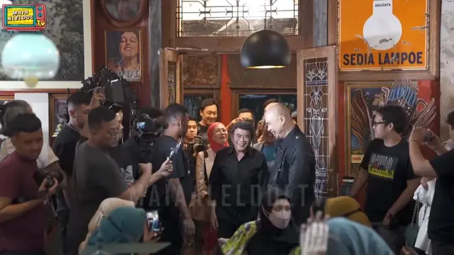 11 Momen Ulang Tahun Ahmad Dhani ke-50, Meriah Banget
