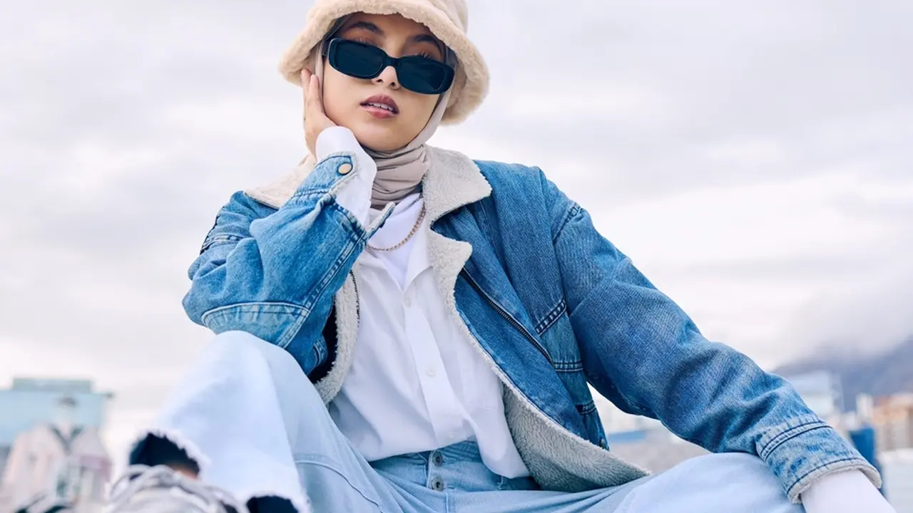 Check It Out! Ini Dia 8 Tips Mix and Match Outfit Hijab untuk Tampil Trendy Saat War Takjil