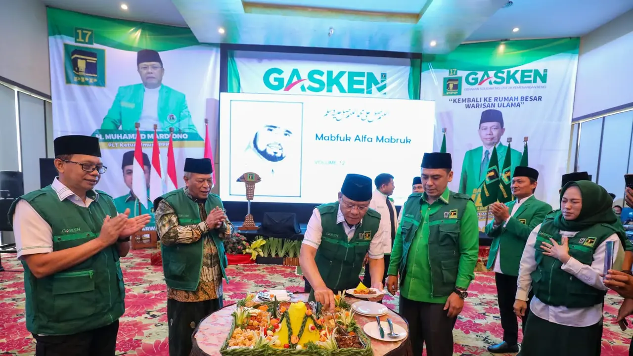 Plt Ketua Umum PPP Muhamad Mardiono menghadiri pengukuhan dan bimbingan teknis relawan pemenangan salah satu calon legislatif (caleg) DPR RI PPP Mayjen TNI (Purn) Neno Hamriono, di Hotel Hariston, Kecamatan Penjaringan, Jakarta Utara. (Istimewa)
