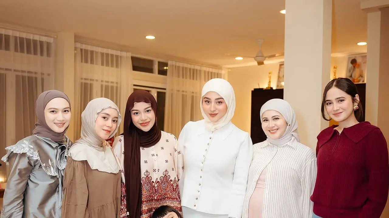 Gaya Kasual Geng Mamayu: Syifa Hadju, Aurel Hermansyah, hingga Kesha Ratuliu Saat Bukber