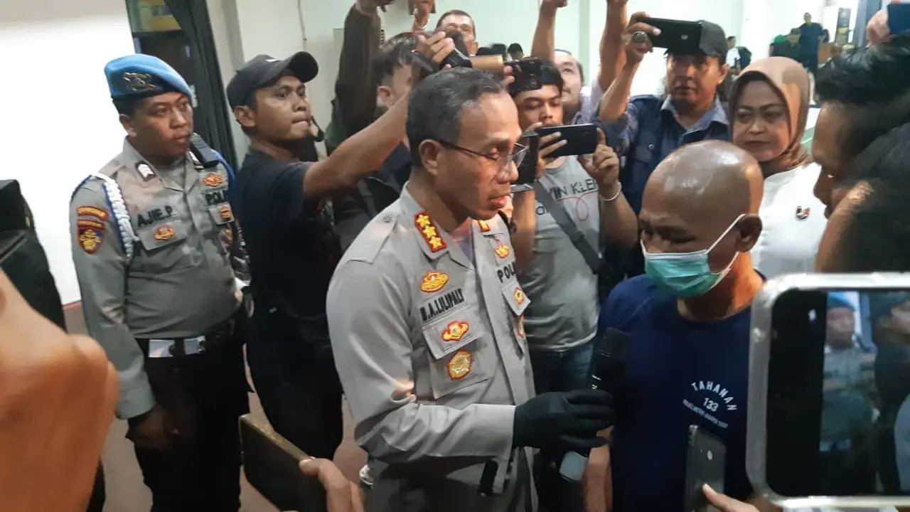 Polres Metro Jakarta Timur mengungkap pelaku penyanderaan bocah perempuan yang terjadi di Pos Polisi Pejaten, Jakarta Selatan merupakan residivis kasus Tindak Pidana Perdagangan Orang (TPPO) dan penyelundupan minyak.
