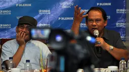 Anggota Komite BPH Migas Migas, Ibrahim Hasyim (kanan) saat menjadi pembicara dalam diskusi "Selamat Tinggal Premium", Jakarta, Sabtu (27/12/2014). (Liputan6.com/Miftahul Hayat)
