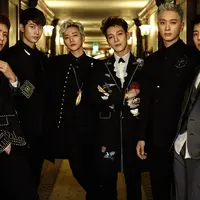 Saat ini banyak artis Korea Selatan yang sudah mempunyai akun resmi media sosial. Seperti halnya 2PM yang menggunakan media sosial untuk sarana komuniksi dengan para penggemarnya. (Foto: soompi.com)