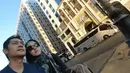 Melalui akun media sosial Instagramnya, keduanya pun mengabadikan momen bersama saat melaksanakan ibadah. Cukup banyak kerabat hingga netizen yang saling mendoakan agar perjalanannya di Tanah Suci lancar. (Liputan6.com/IG/@adinugroho_st)