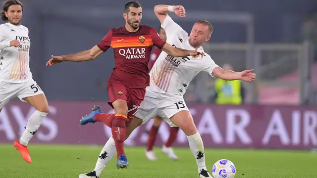 AS Roma Pesta Gol ke Gawang Benevento