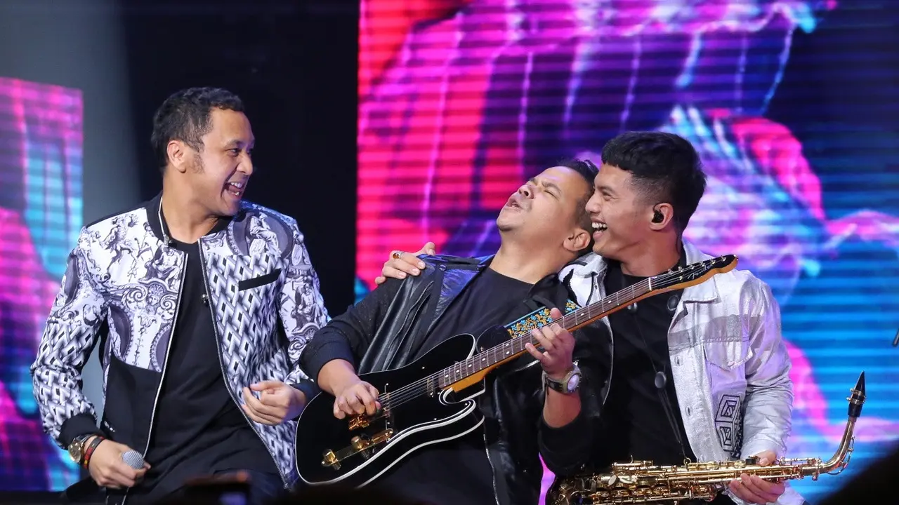 [Fimela] Giring, NTitle:idji dan Vokalis Barunya