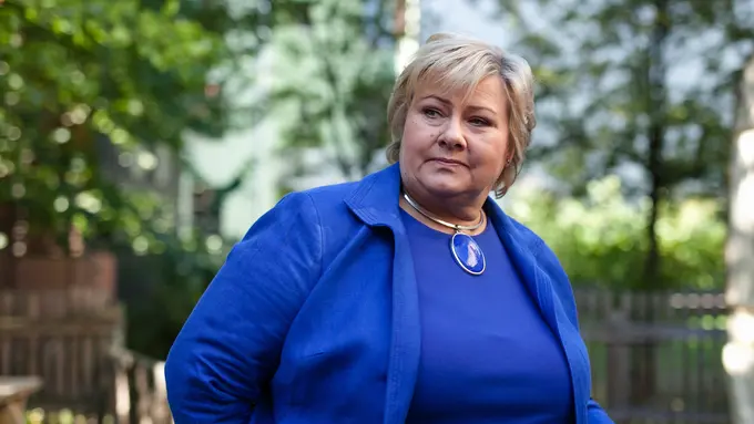 Oops, PM Norwegia Ketahuan Main Pokemon Go Saat Sidang Parlemen