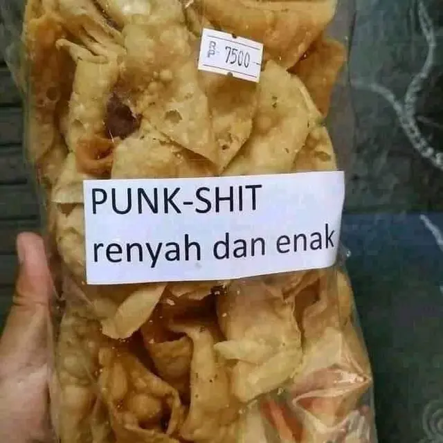 6 Tulisan Nyeleneh di Bungkus Kerupuk Ini Bikin Pembeli Geleng Kepala