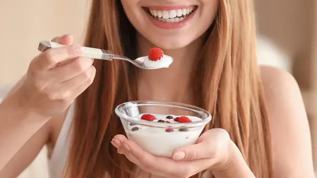 Ngemil Saat Diet, Bolehkah? (Africa Studio/Shutterstock)