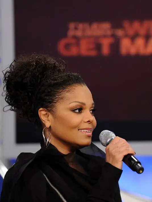 Melansir Hollywoodlife, lewat video yang diunggahnya di Youtube Janet mengumumkan soal turnya. Tur yang bertajuk ‘State Of The World’ akan segera digelar beberapa waktu lagi. (AFP/Bintang.com)