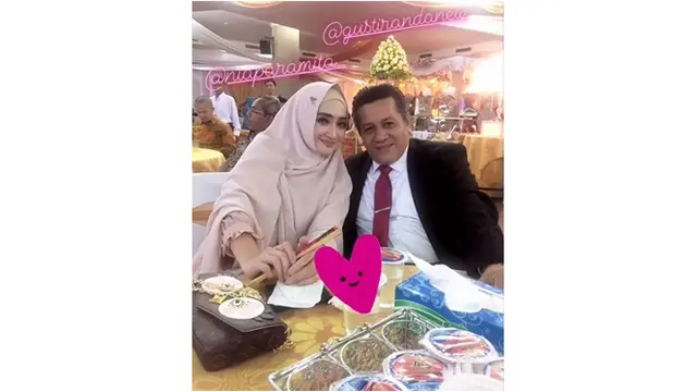 Masih Ada Rasa Cinta, 5 Seleb Ini Balikan Setelah Cerai