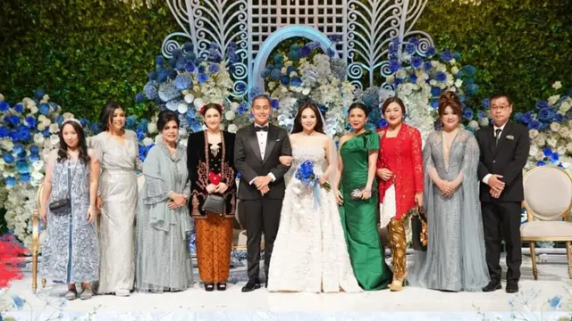 7 Model Kebaya Nafa Urbach, Anggun di Berbagai Momen Spesial
