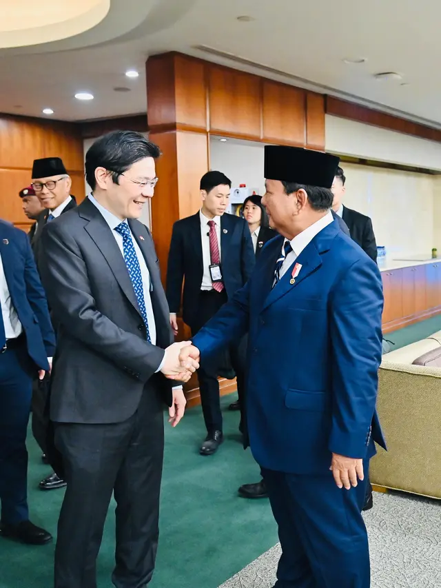 Presiden Prabowo Subianto melakukan pertemuan bilateral dengan Perdana Menteri (PM) Singapura, Lawrence Wong, Senin (16/6/2025).