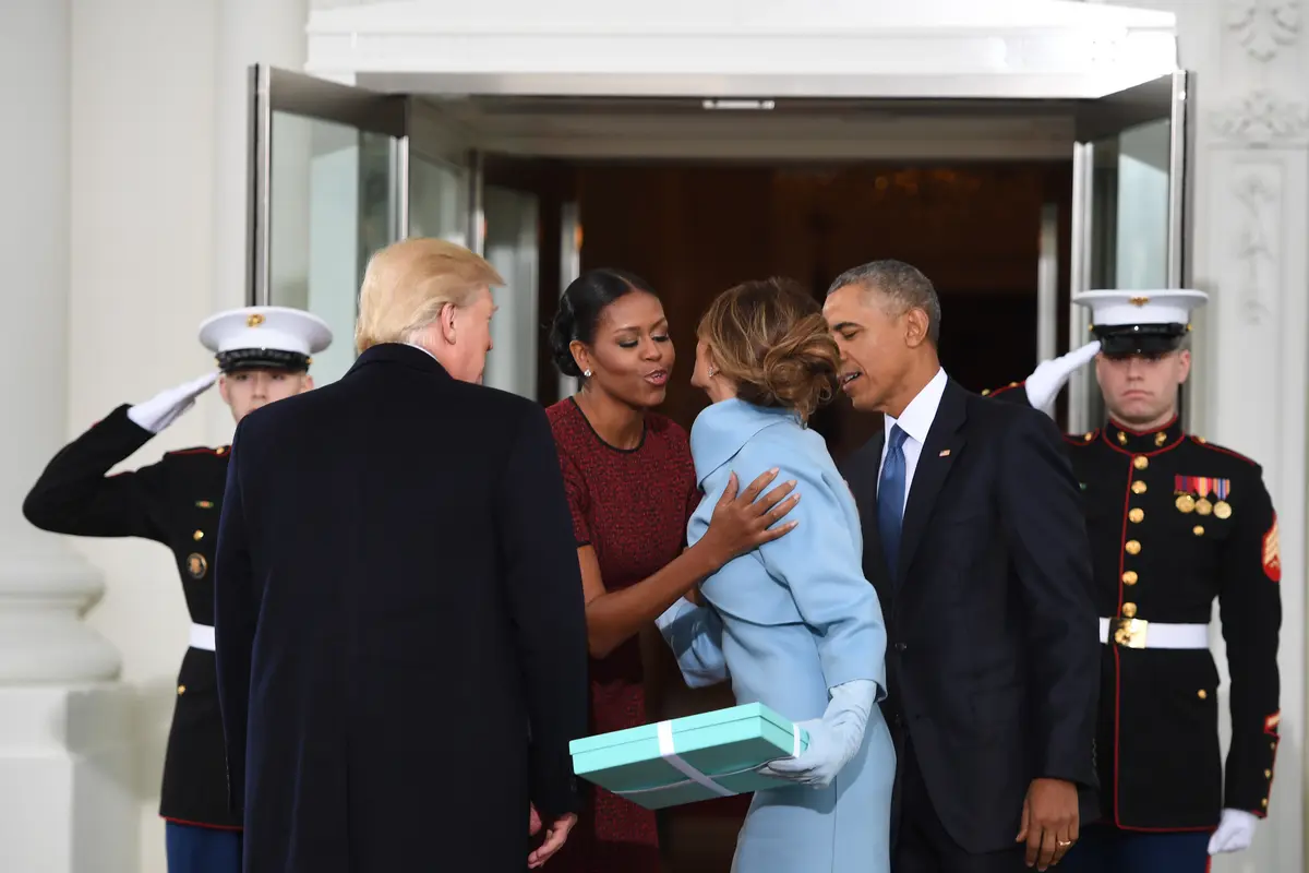 [Bintang] Donald Trump dan Obama 