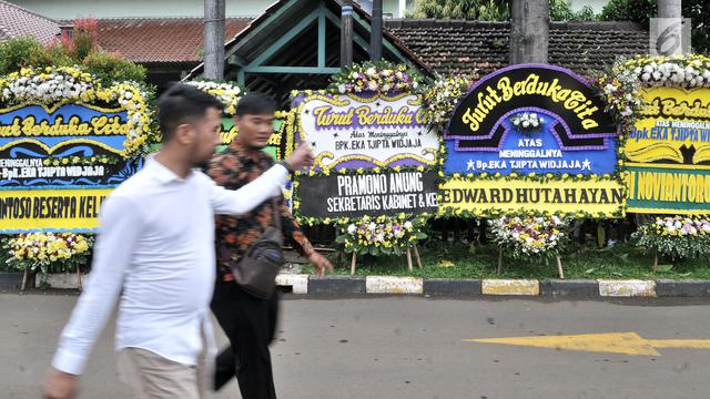 Karangan Bunga Pejabat Negara untuk Eka Tjipta Widjaja