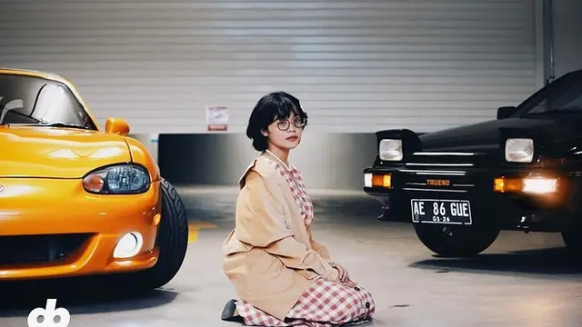 7 Potret Cinta Kuya Bersama Mobil Sport Kesayangan, Mirip Dalam Anime Initial D