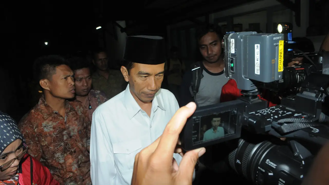 Jokowi bertemu dengan yenni wahid_20140325