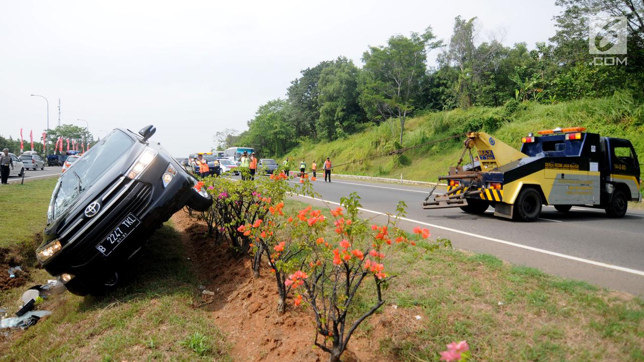 20170621-Kecelakaan di Jalan Tol Palikanci-Gempur