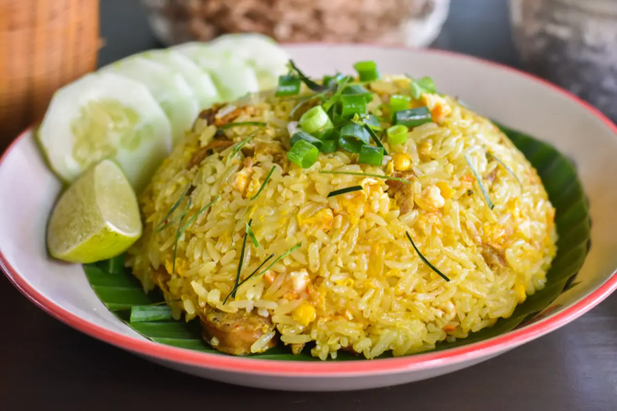 nasi goreng kuning kunyit