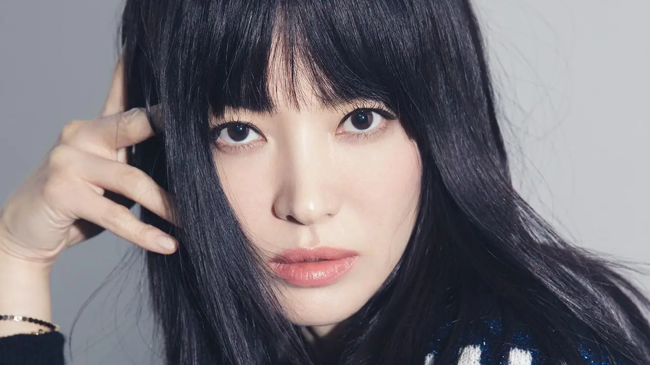 Akui Dirinya Sudah Tua, Ini 6 Pesona Song Hye Kyo di Usia 41 Tahun