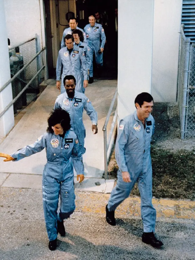 [Bintang] Foto Tragis