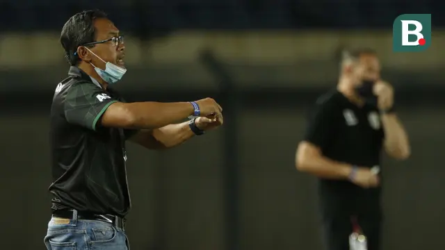 Pelatih Persebaya Surabaya Aji Santoso