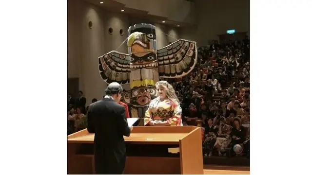 7 Potret Kompak Mahasiswa Jadi Cosplayer di Acara Wisuda, Pakai Atribut Unik