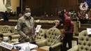 Mendagri Tito Karnavian saat menghadiri rapat kerja dengan Komisi II DPR di Gedung Nusantara, Jakarta, (13/7/2020). Tito meminta kepala daerah yang kembali maju pada Pilkada 2020 atau petahana tidak menggunakan dana Bansos untuk kepentingan pribadi. (Liputan6.com/Johan Tallo)