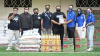 Ulang Tahun, PSIS Bagikan Sembako ke Suporter