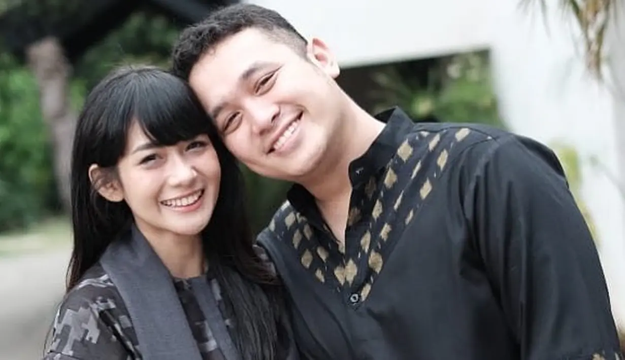 Gilang Dirga dan Adiezty Fersa