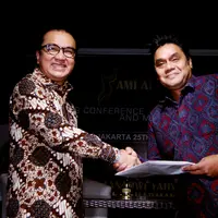 Dwiki Dharmawan resmi menjadi ketua AMI (Anugerah Musik Indonesia) Awards menggantikan Tantowi Yahya. (Ruswanto/Bintang.com)
