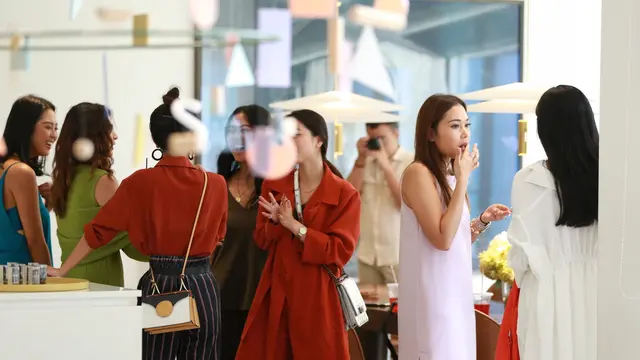 Duma Official x Ayla Dimitri (Adrian Putra)